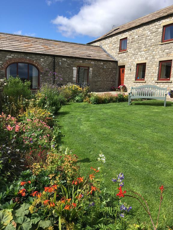 Curlew Barn Bed and Breakfast Leyburn Eksteriør billede